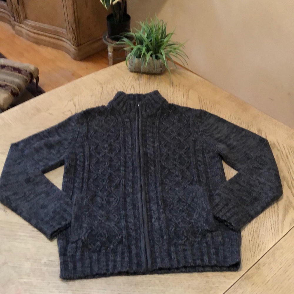 Turtle neck zipper sweater